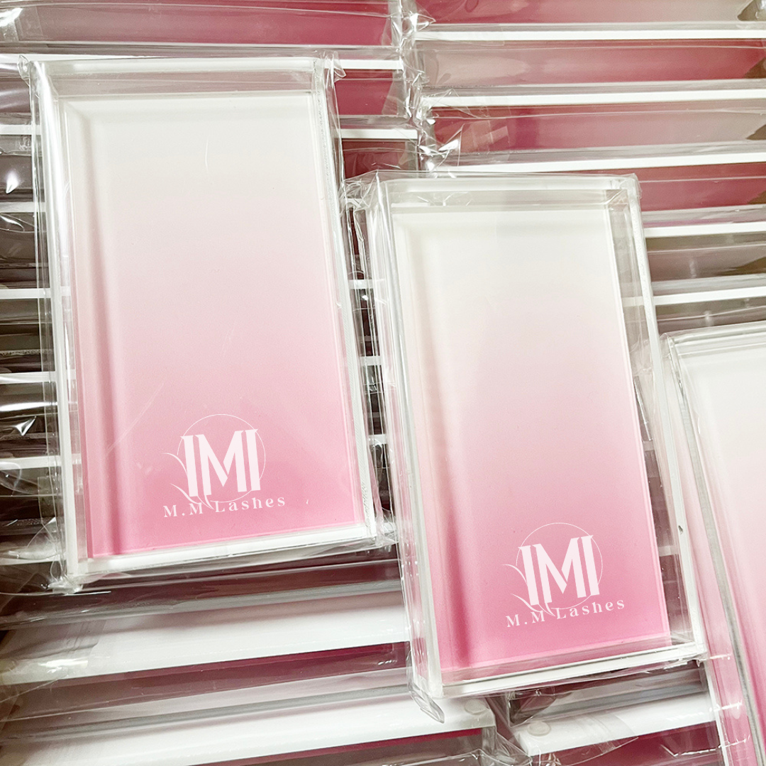 Wimpernplatte aus Acryl mit Deckel